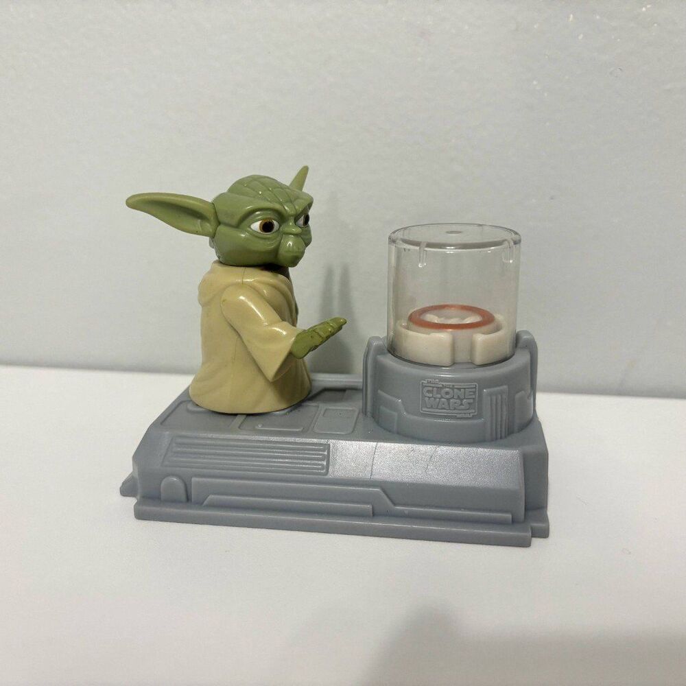 Yoda Levitating McDonalds Happy Meal Toy - Star Wars Clone Wars